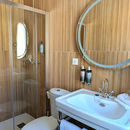 Hotel D'angleterre 2*