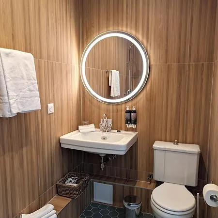 D'angleterre Hotell 2*