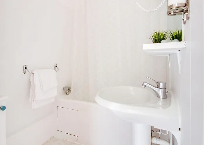 호텔 앙글르테르 베흑사이으