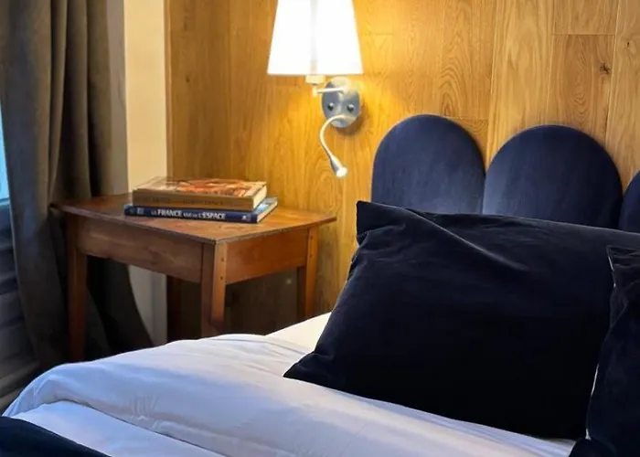 앙글르테르 호텔 2*